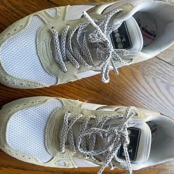 Diadora Women’s Sz US 7 Simple Run Sneakers - Picture 5 of 12